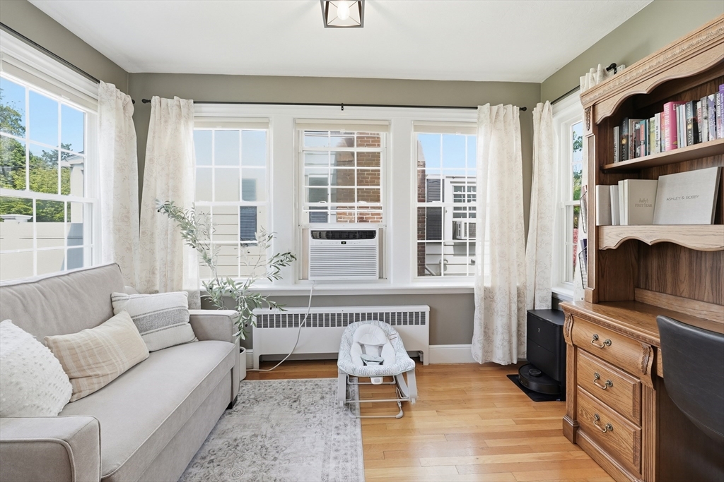 16 Bay State Road Worcester, MA 01606 - Photo 12 of 42