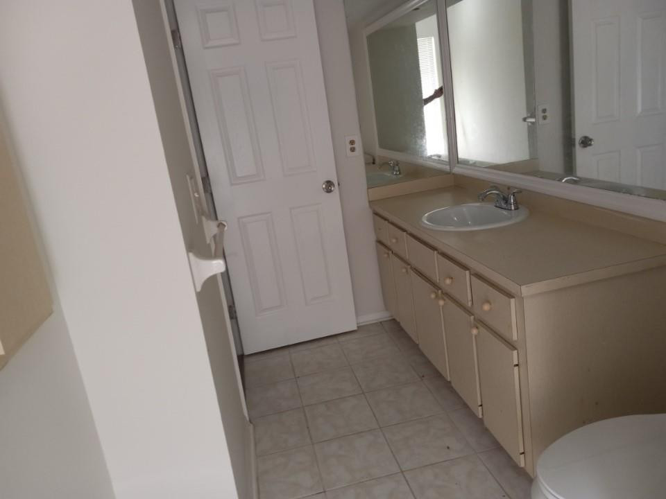 774 Southwest Del Rio Boulevard Port St. Lucie, FL 34953 - Photo 10 of 14 Photo 10