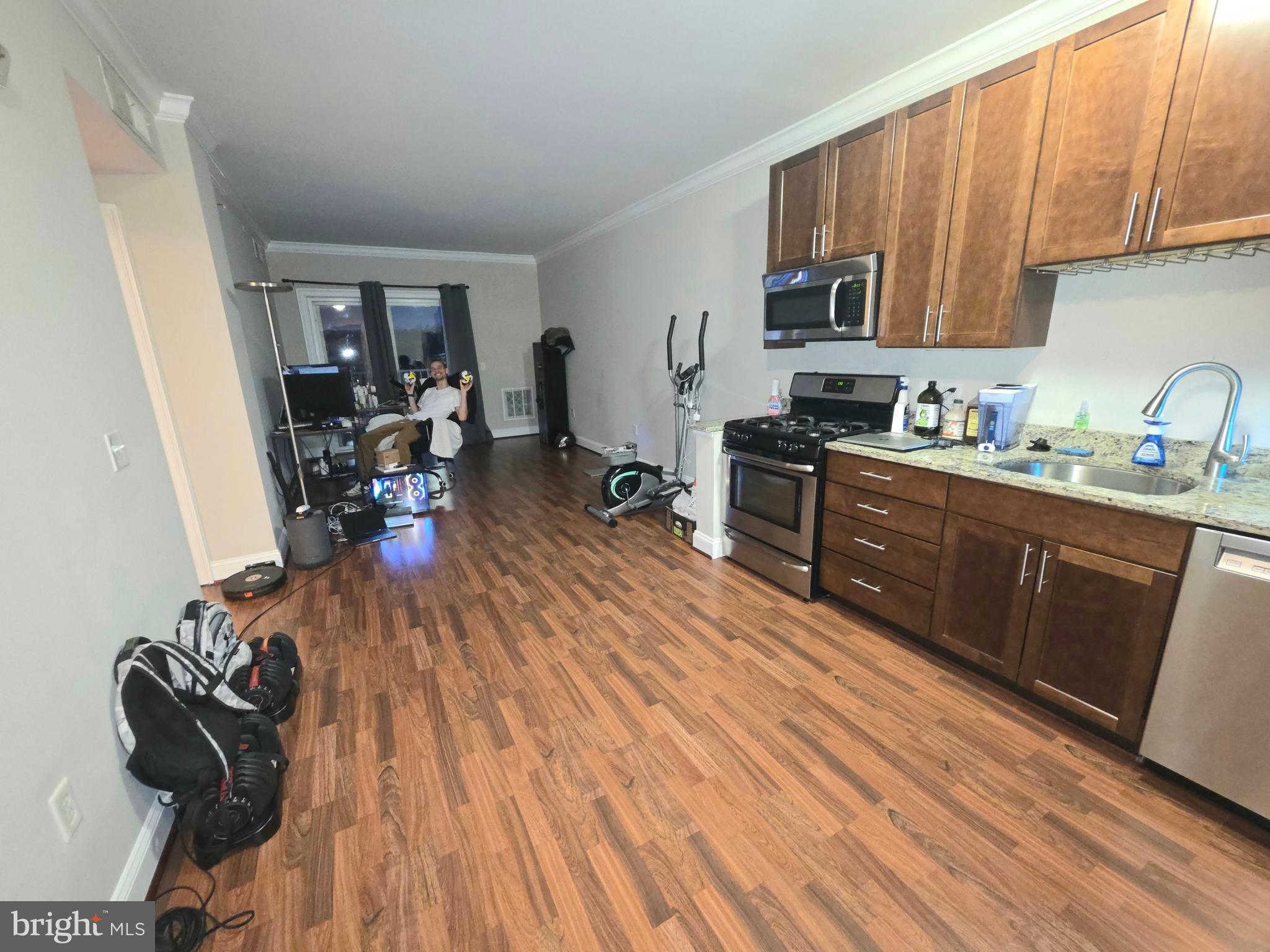 6301 Edsall Road, Unit 418 Alexandria, VA 22312 - Photo 15 of 32