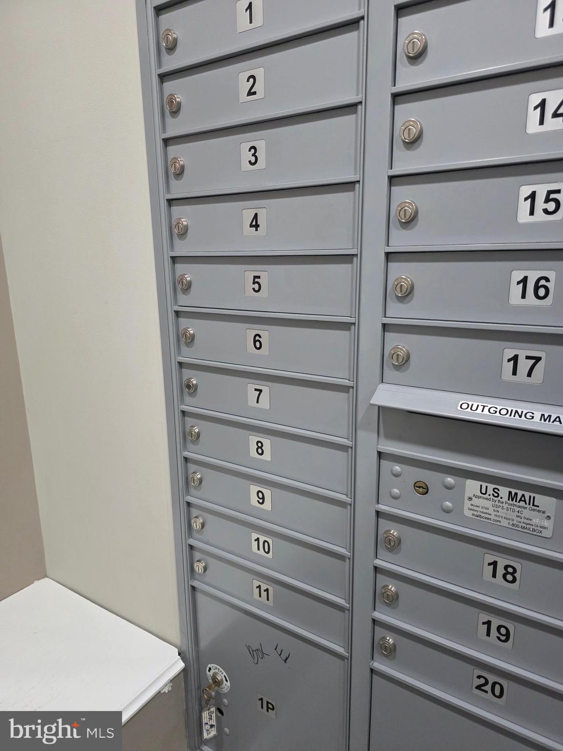 6301 Edsall Road, Unit 418 Alexandria, VA 22312 - Photo 19 of 32