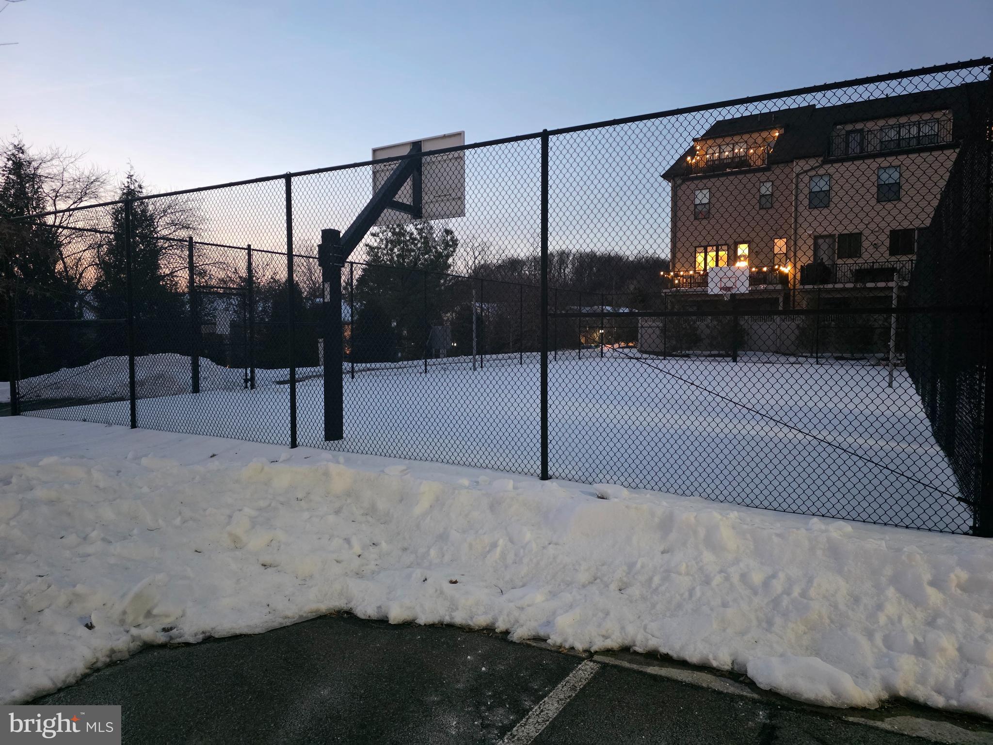 6301 Edsall Road, Unit 418 Alexandria, VA 22312 - Photo 29 of 32