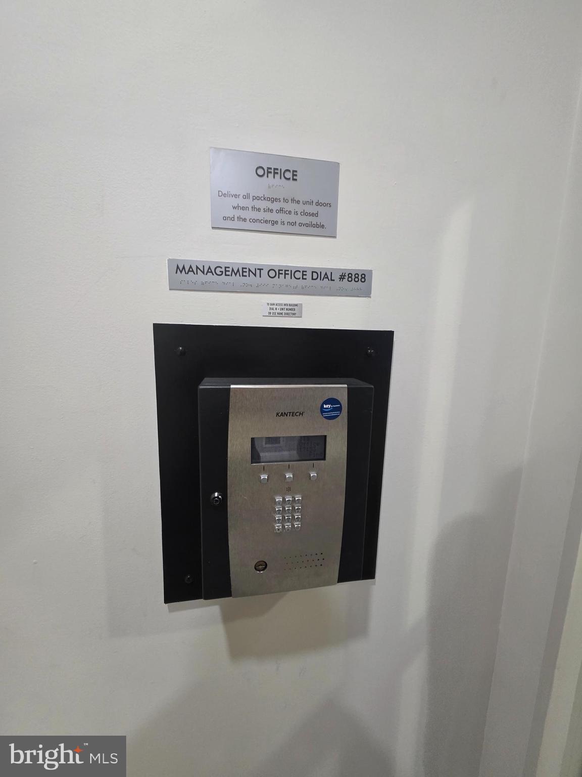 6301 Edsall Road, Unit 418 Alexandria, VA 22312 - Photo 4 of 32