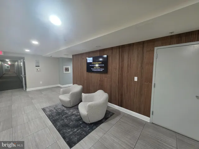 $320,000 | 6301 Edsall Road, Unit 418, Alexandria, VA 22312