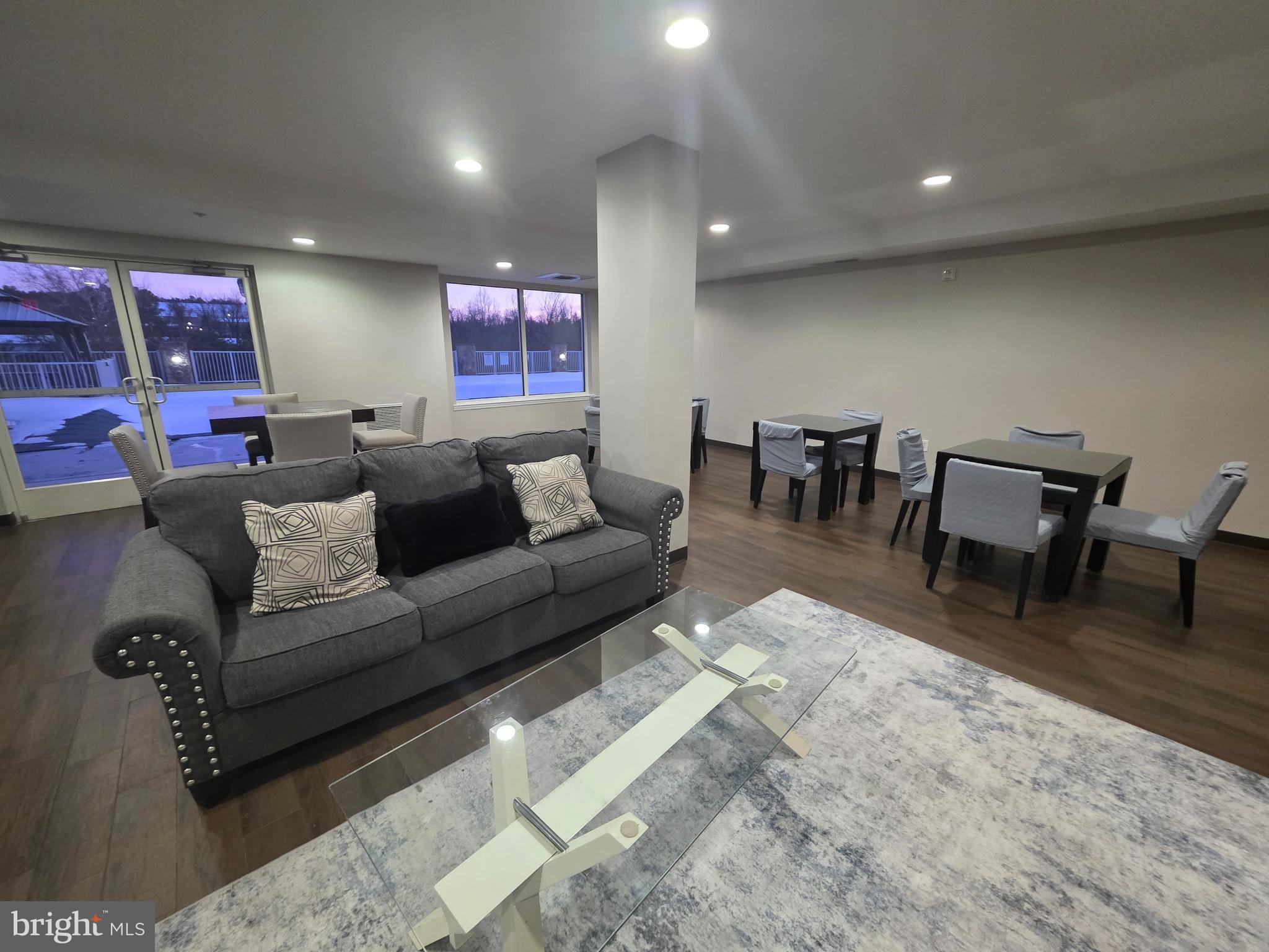 6301 Edsall Road, Unit 418 Alexandria, VA 22312 - Photo 9 of 32