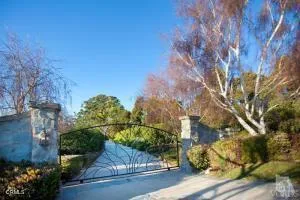 $2,150 | 5985 Worth Way, Camarillo, CA 93012