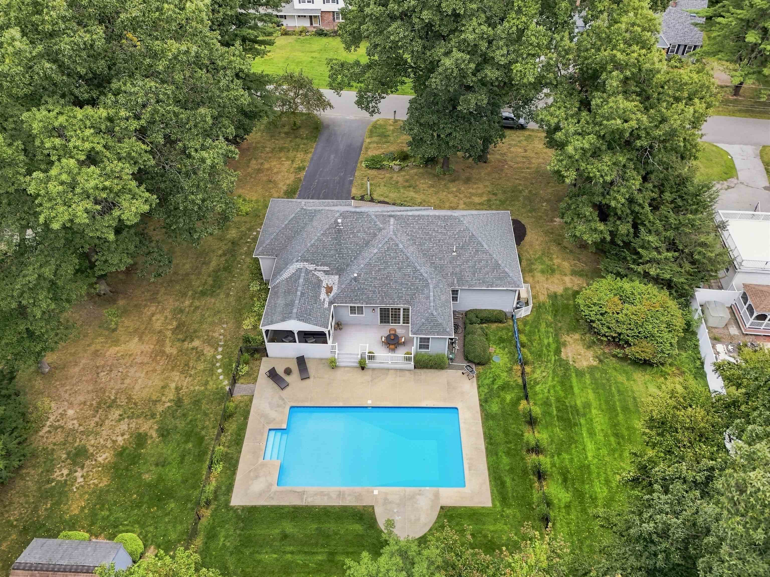 8 Rolling Ridge Road Windham, NH 03087 - Photo 27 of 29 Gallery Image 27