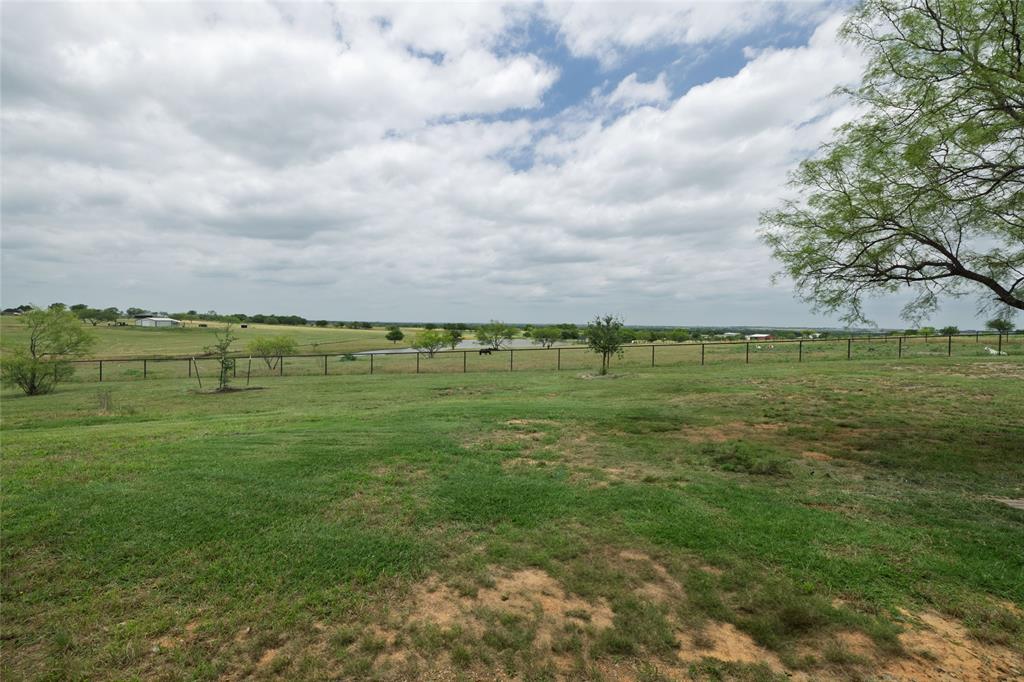 5559 County Road 4010 Decatur, TX 76234 - Photo 9 of 40