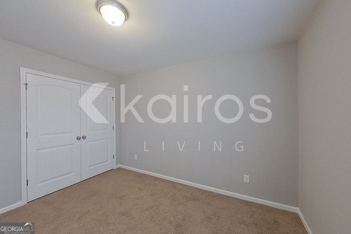 101 St Phillip Way Springfield, GA 31329 - Photo 11 of 25 a view of an empty room