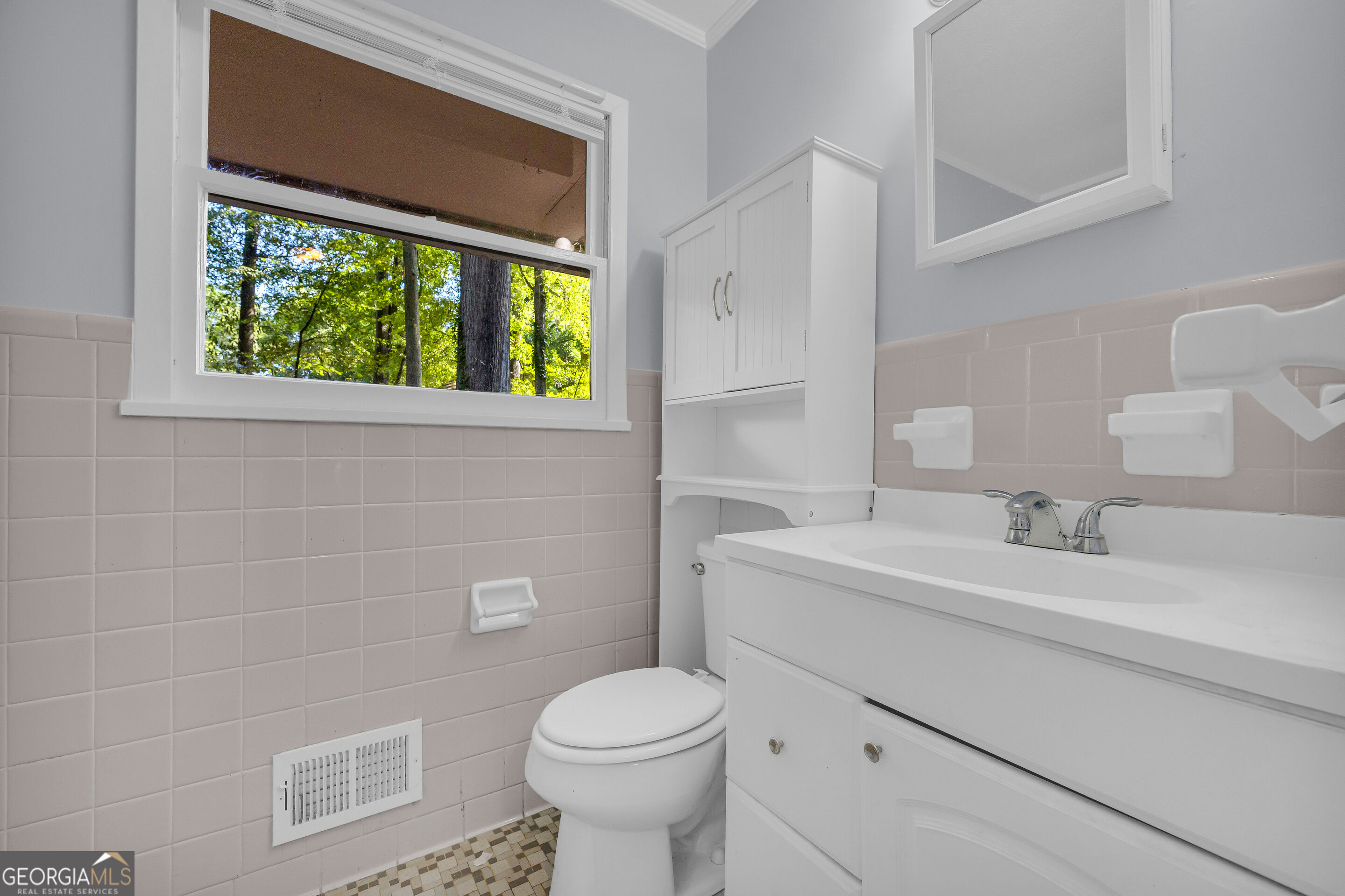 402 Woodland Road Monroe, GA 30655 - Photo 25 of 45 Gallery Image 25