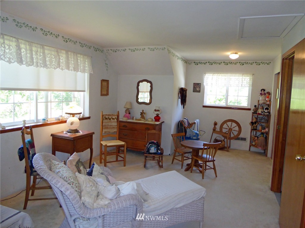 210 Brooklyn Road Oakville, WA 98568 - Photo 13 of 25 Gallery Image 13