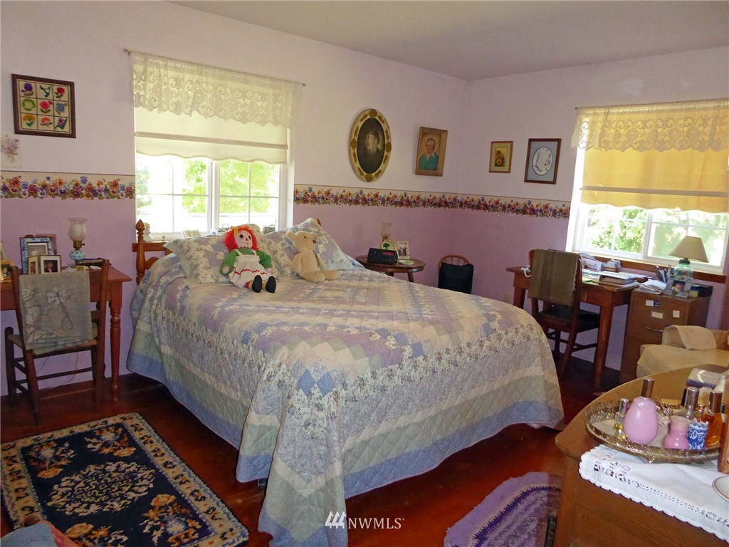 210 Brooklyn Road Oakville, WA 98568 - Photo 8 of 25 Gallery Image 8