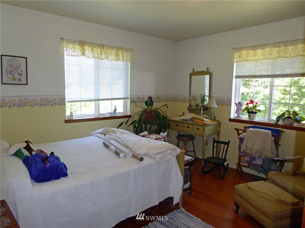 210 Brooklyn Road Oakville, WA 98568 - Photo 9 of 25 Gallery Image 9