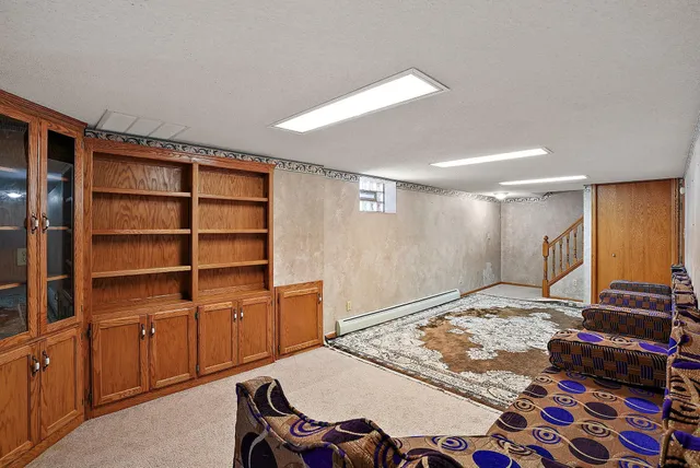 $350,000 | 9830 6th Street Northeast, Blaine, MN 55434