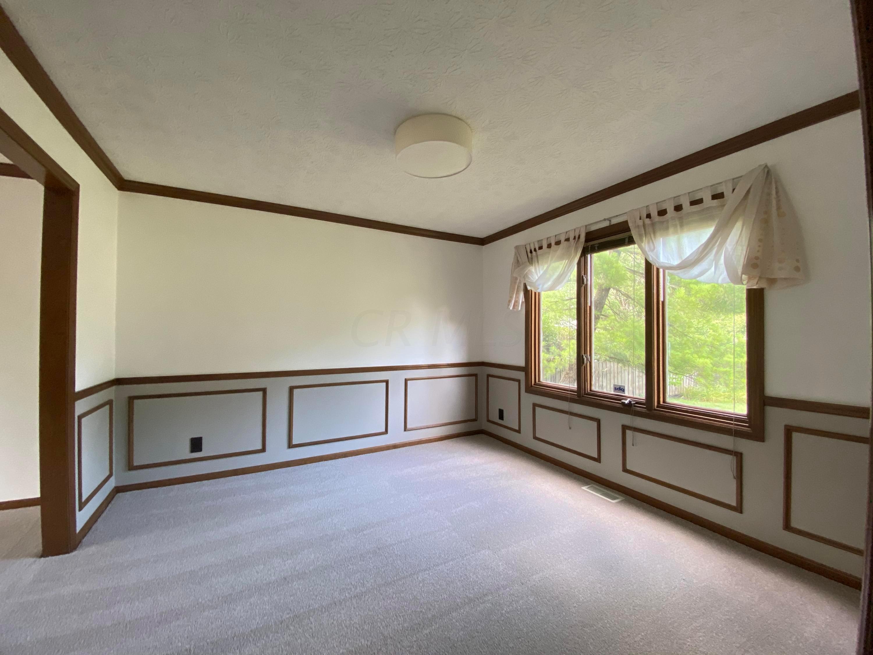 2134 Stancrest Road Dublin, OH 43016 - Photo 13 of 41 Gallery Image 13