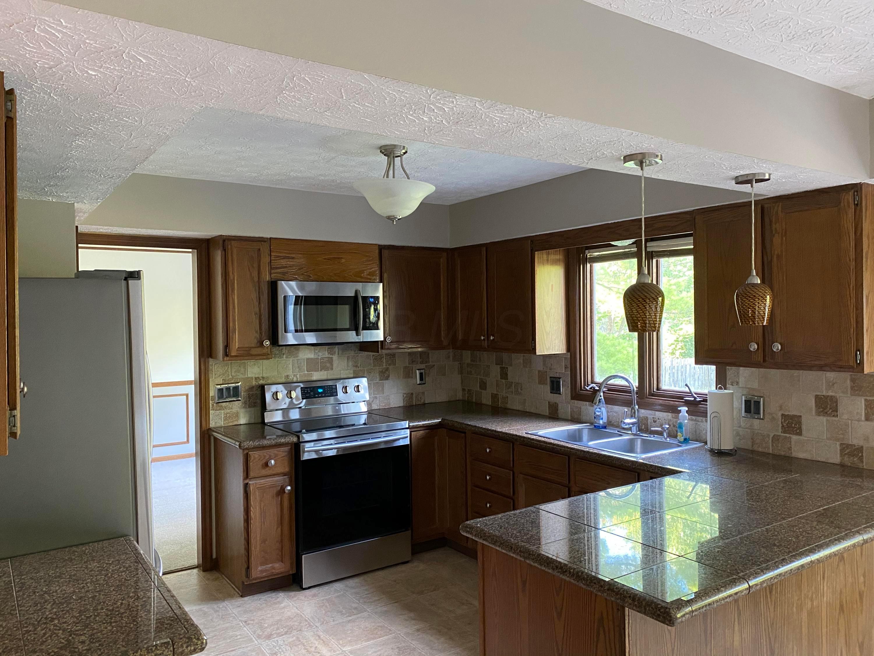 2134 Stancrest Road Dublin, OH 43016 - Photo 19 of 41 Gallery Image 19