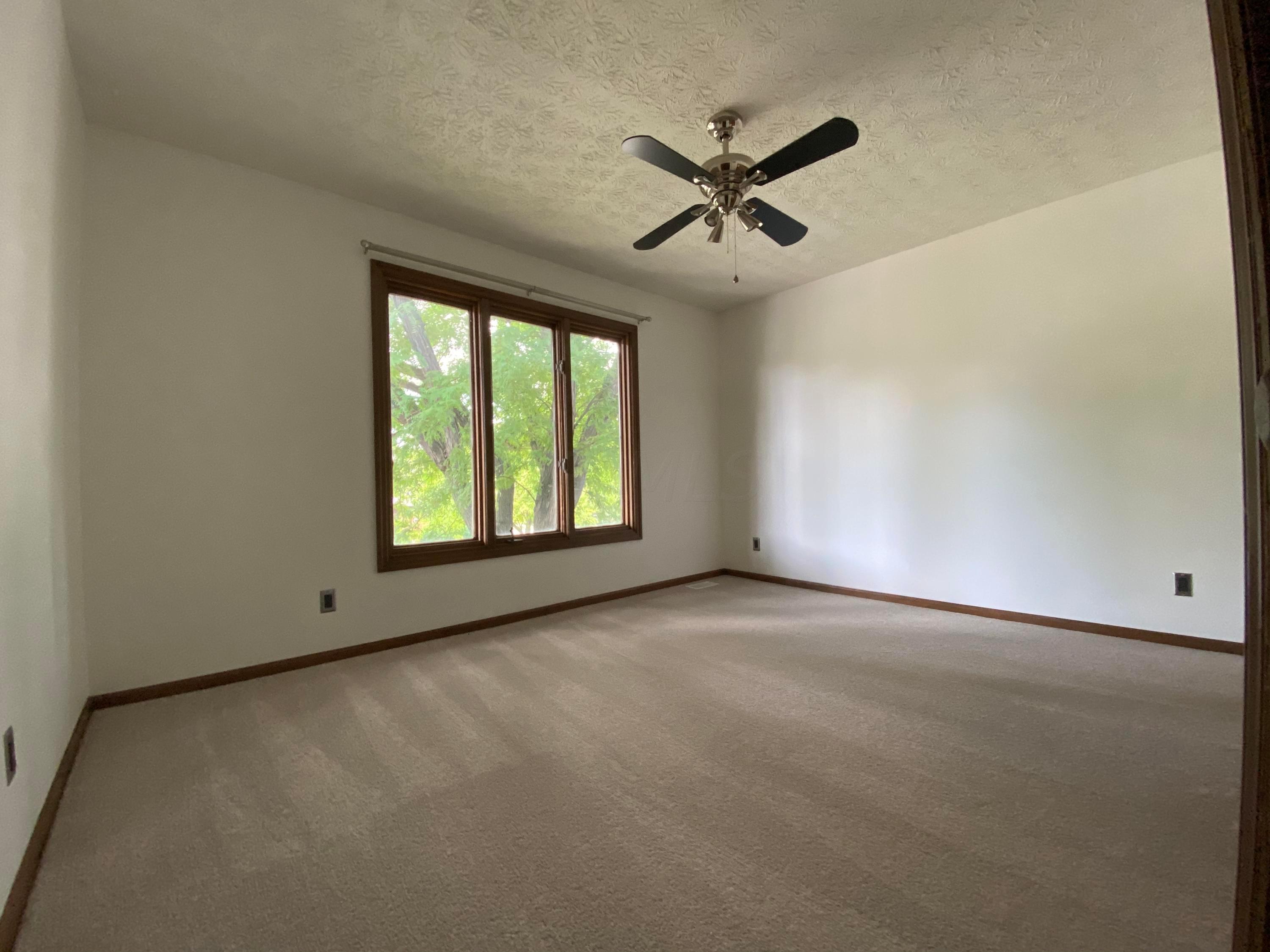 2134 Stancrest Road Dublin, OH 43016 - Photo 34 of 41 Gallery Image 34