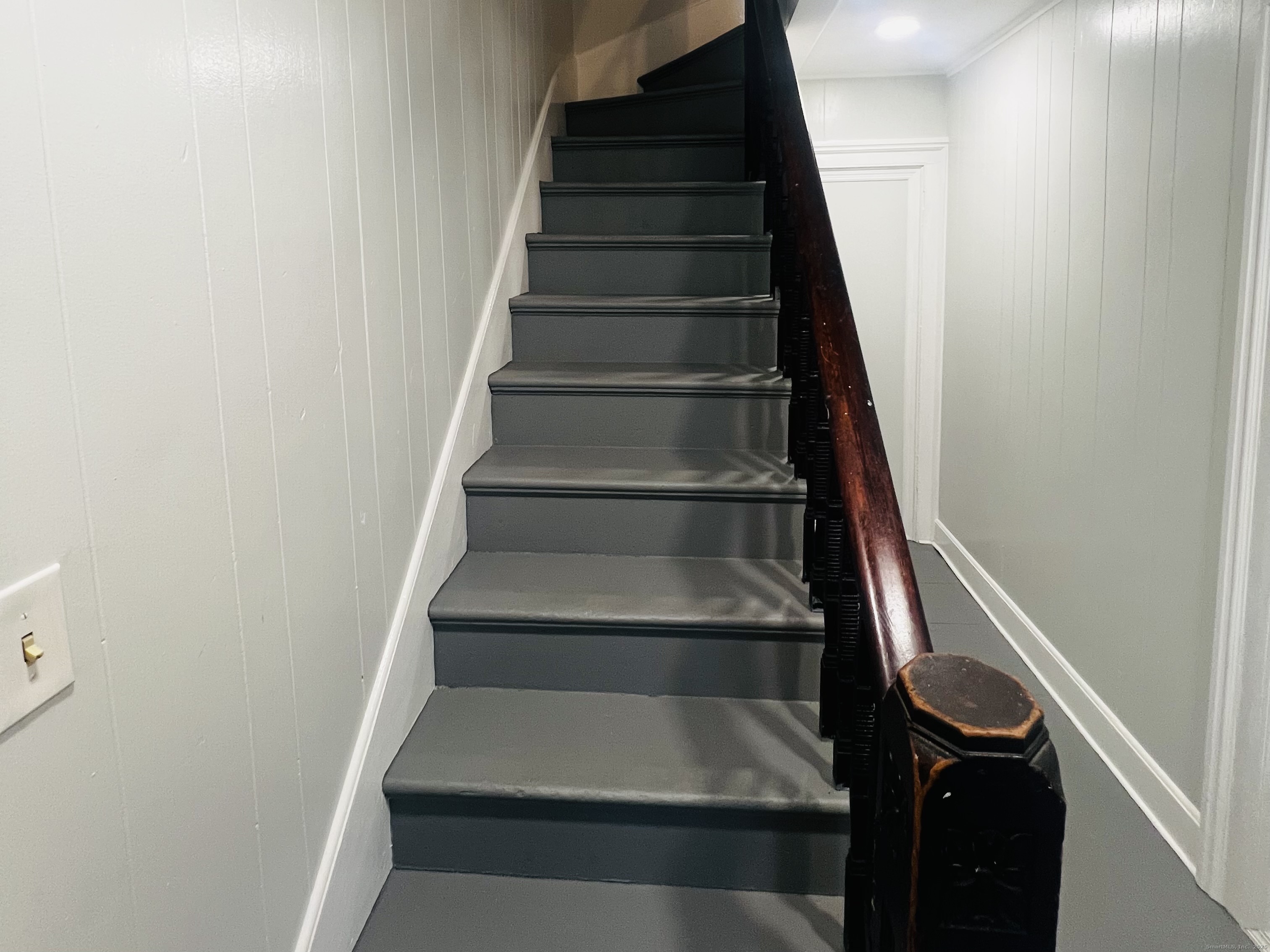 20 Lee Avenue, Unit 2 Wallingford, CT 06492 - Photo 3 of 21 a view of entryway