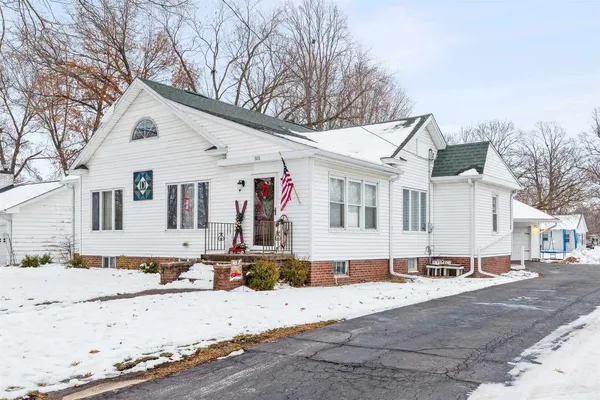 $195,000 | 306 North Main Street, Alexis, IL 61412