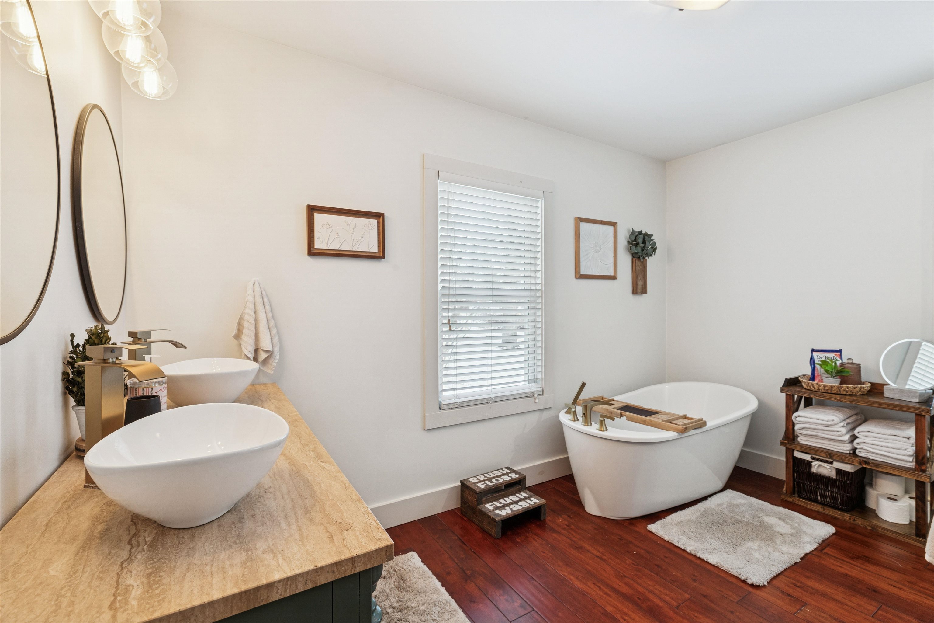 306 North Main Street Alexis, IL 61412 - Photo 27 of 44 a view of a room with gym equipment