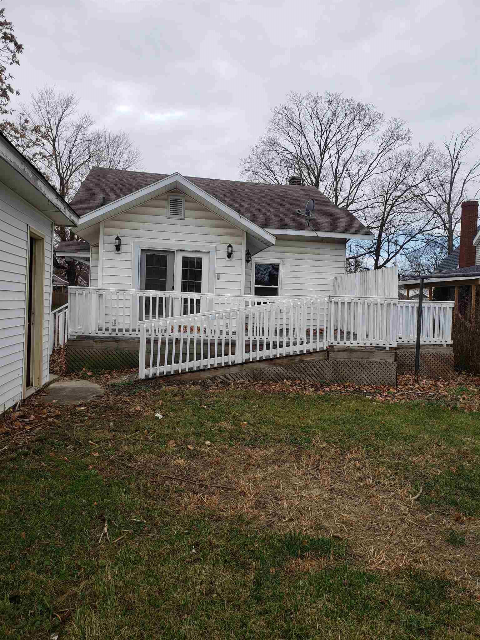 704 North 3rd Street Decatur, IN 46733 - Photo 3 of 16