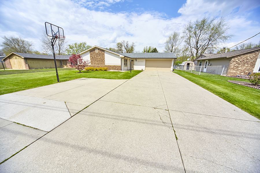 5423 Trier Road Fort Wayne, IN 46815 - Photo 2 of 35 Gallery Image 2