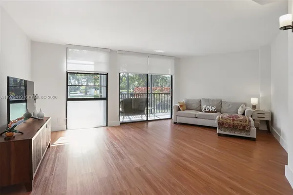 $2,500 | 3101 North Country Club Drive, Unit 102, Aventura, FL 33180