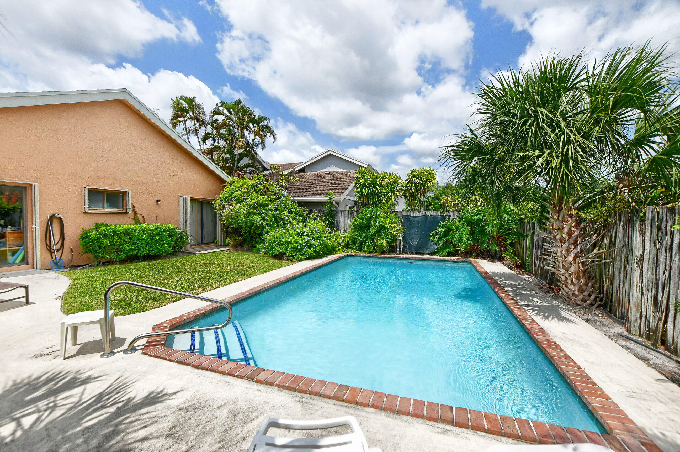 7521 Martinique Boulevard Boca Raton, FL 33433 - Photo 6 of 11 Backyard 1 with pool