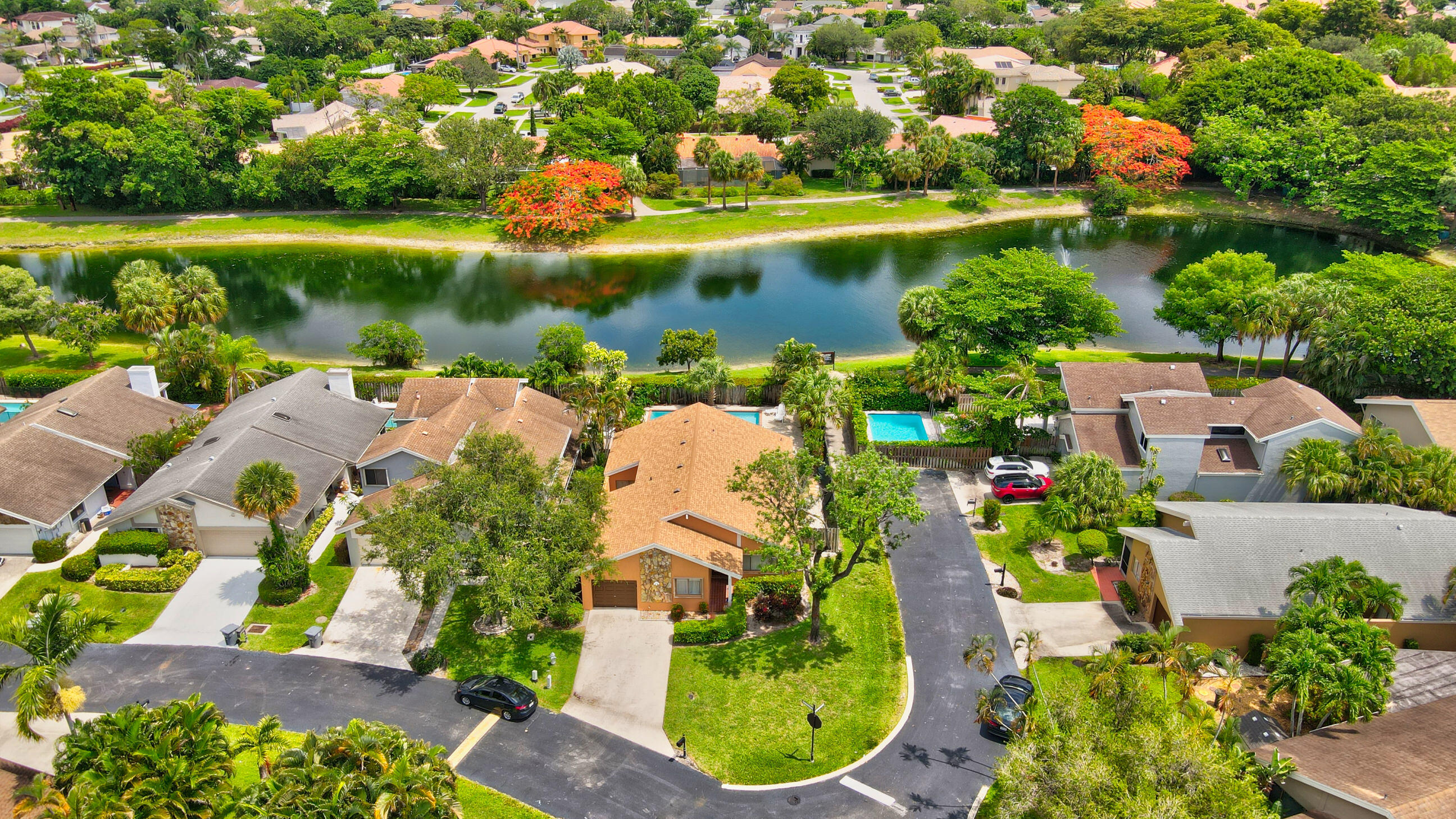 7521 Martinique Boulevard Boca Raton, FL 33433 - Photo 9 of 11 Aerial 1