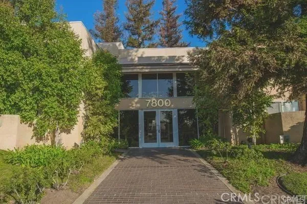 $2,990 | 7800 Topanga Canyon Boulevard, Unit 303, Canoga Park, CA 91304