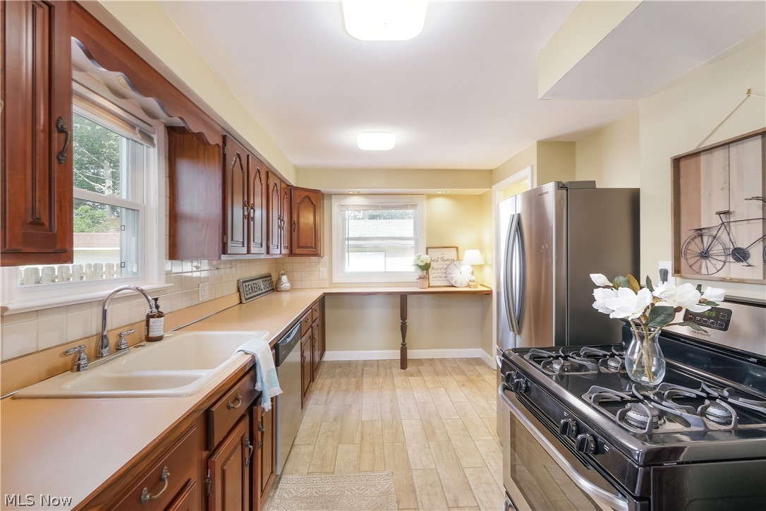 13725 Thraves Road Garfield Heights, OH 44125 - Photo 14 of 35