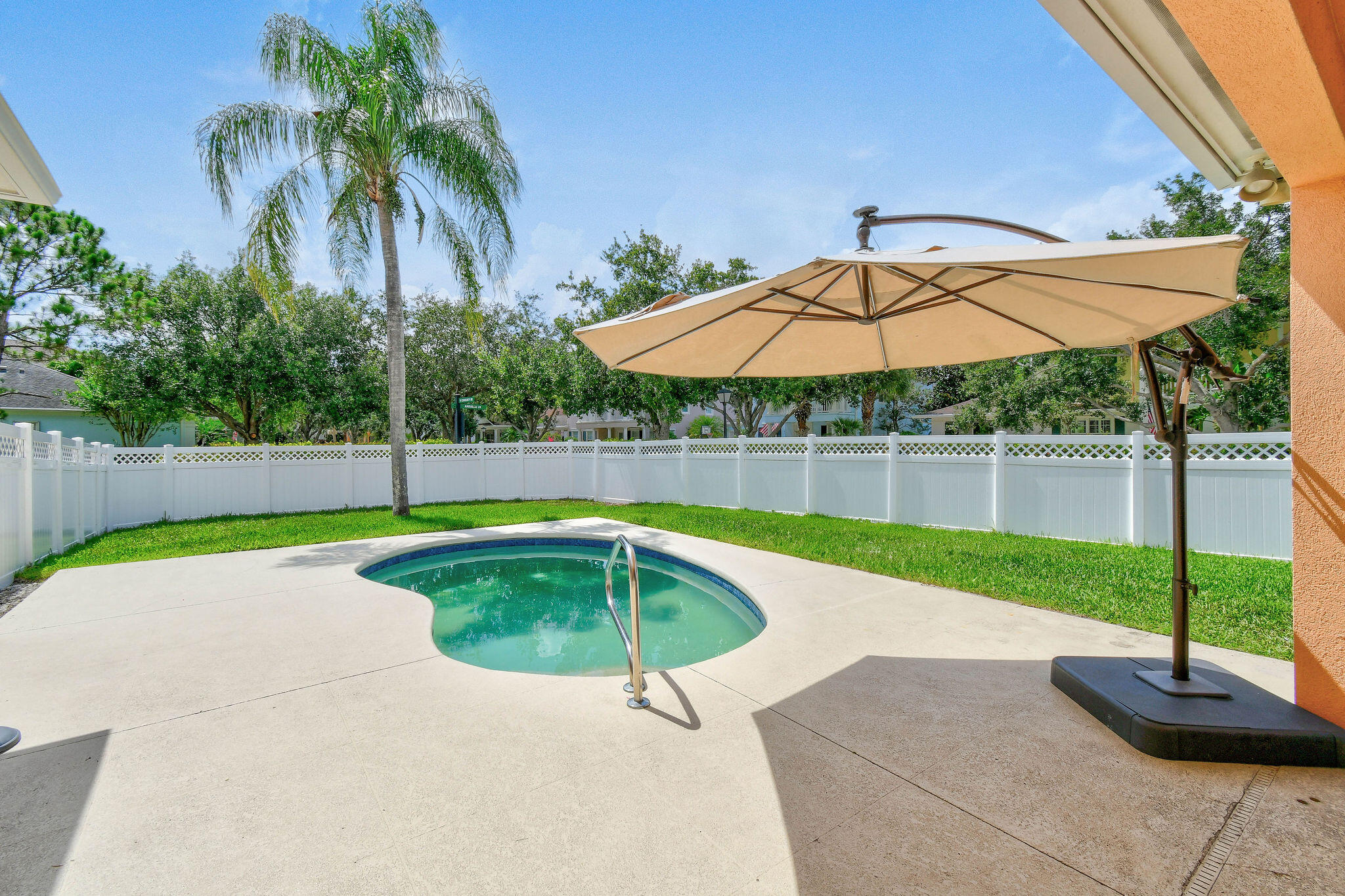 2584 East Community Drive Jupiter, FL 33458 - Photo 57 of 111 2584ECommunityDr(52)