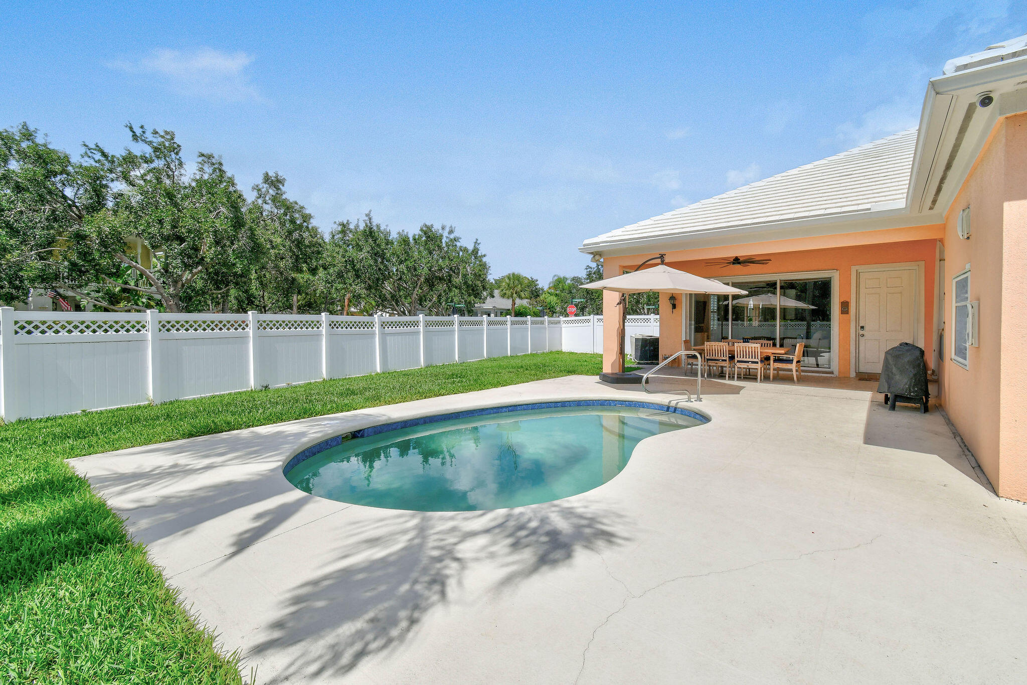 2584 East Community Drive Jupiter, FL 33458 - Photo 59 of 111 2584ECommunityDr(54)