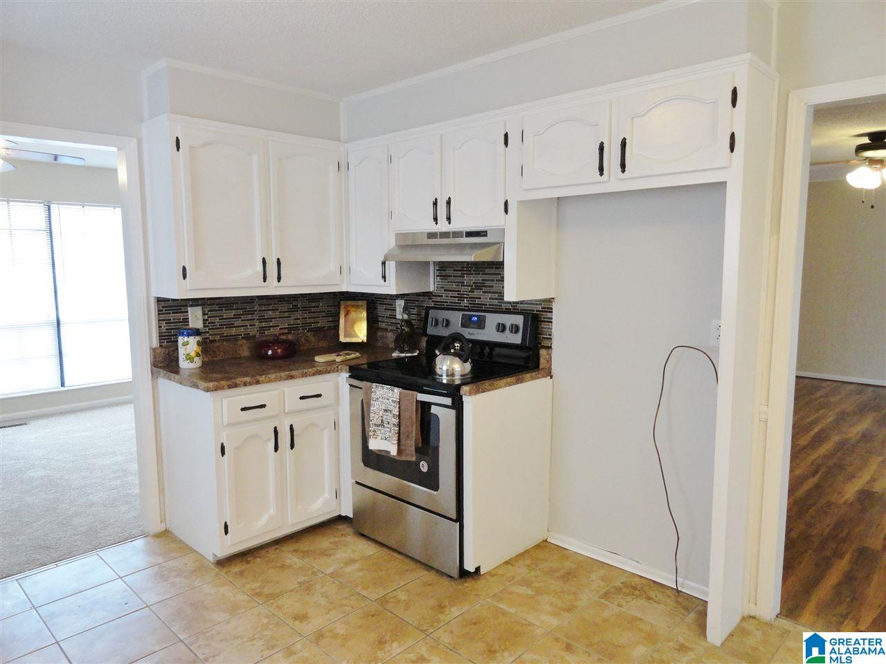 5013 Ellen Lane Adamsville, AL 35005 - Photo 7 of 33