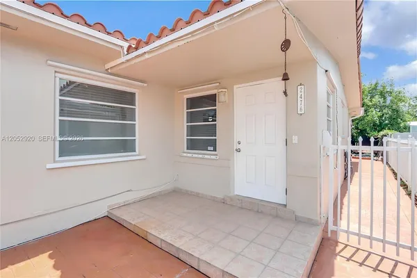 $3,150 | 2476 Southwest 17th Street, Miami, FL 33145