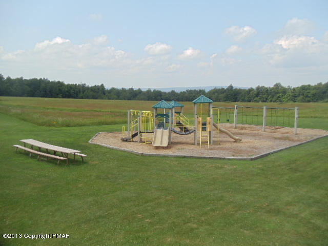 2192 Spokane Road Albrightsville, PA 18210 - Photo 4 of 13 Association play area