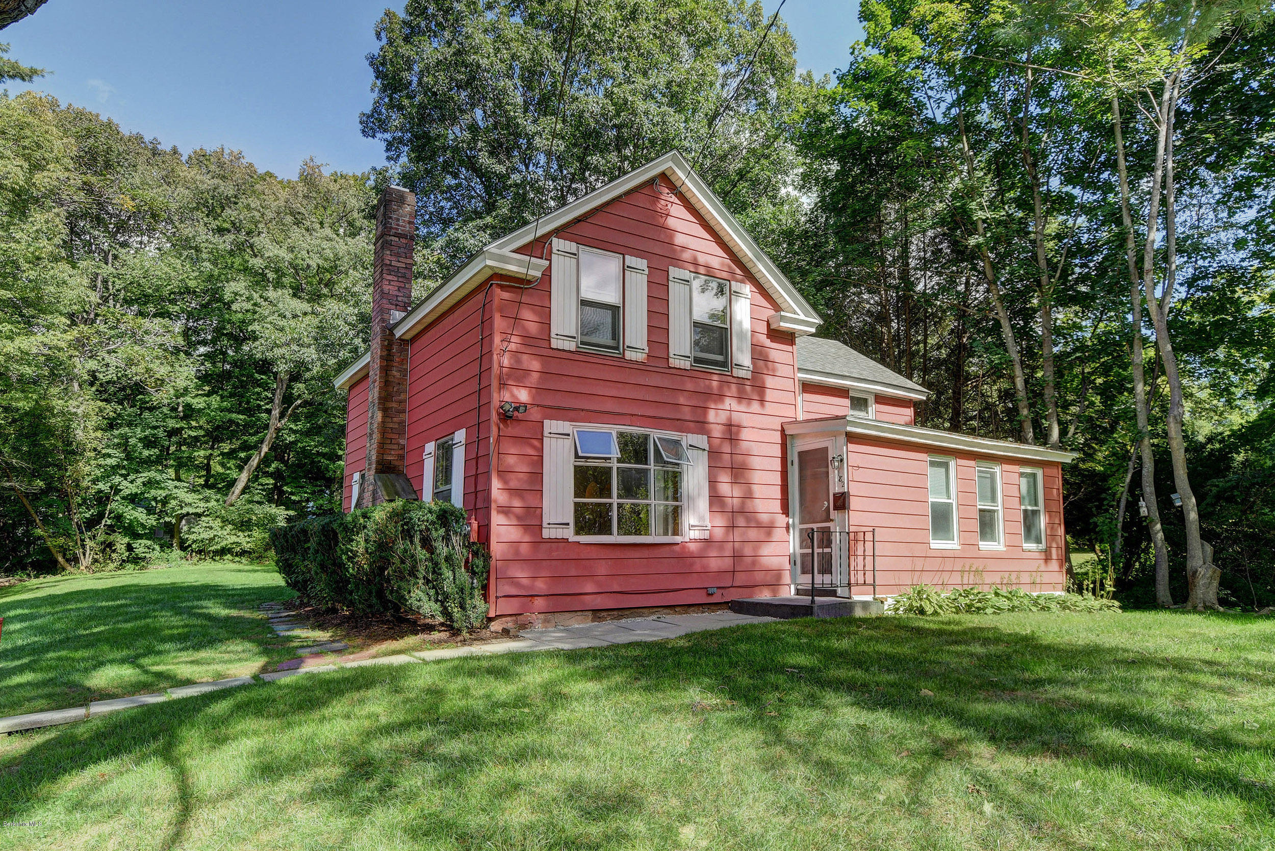 182 Bridges Road Williamstown, MA 01267 - Photo 1 of 25 1002 Exterior Front