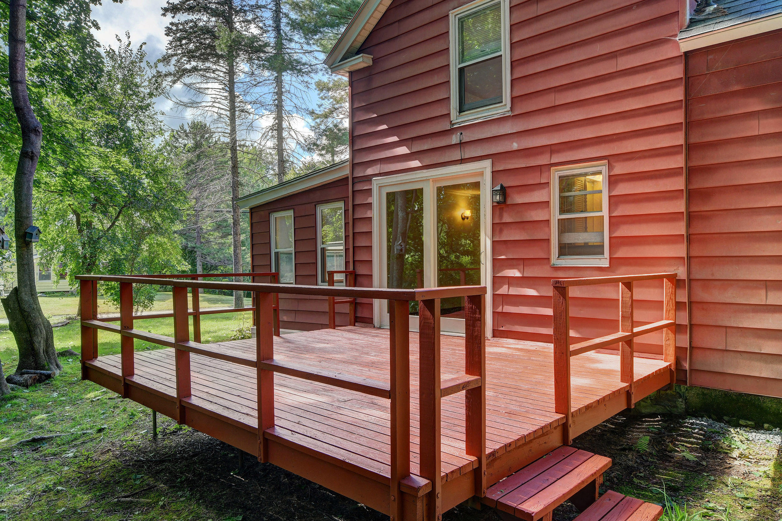 182 Bridges Road Williamstown, MA 01267 - Photo 2 of 25 9003 Deck