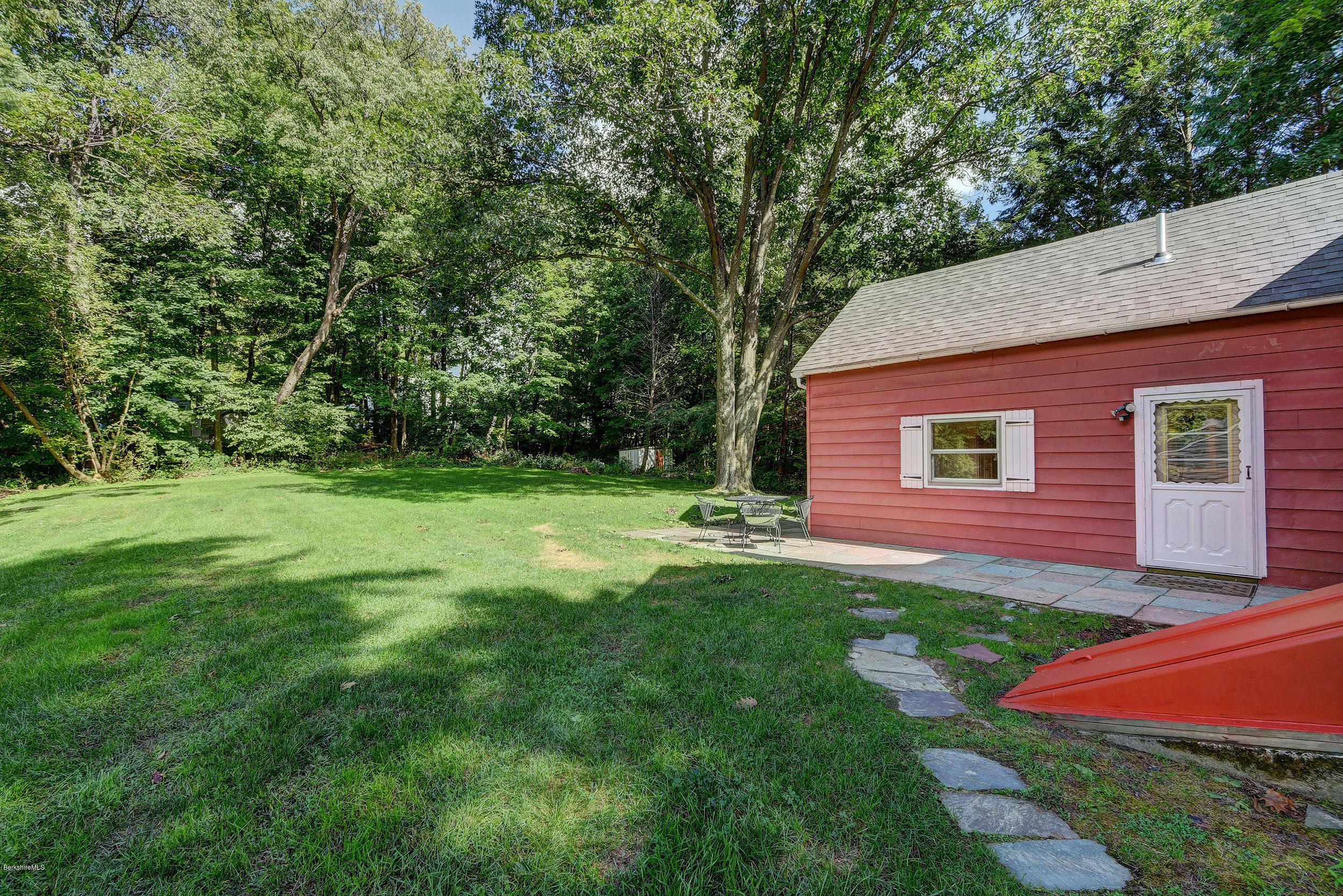 182 Bridges Road Williamstown, MA 01267 - Photo 5 of 25 9025 Patio