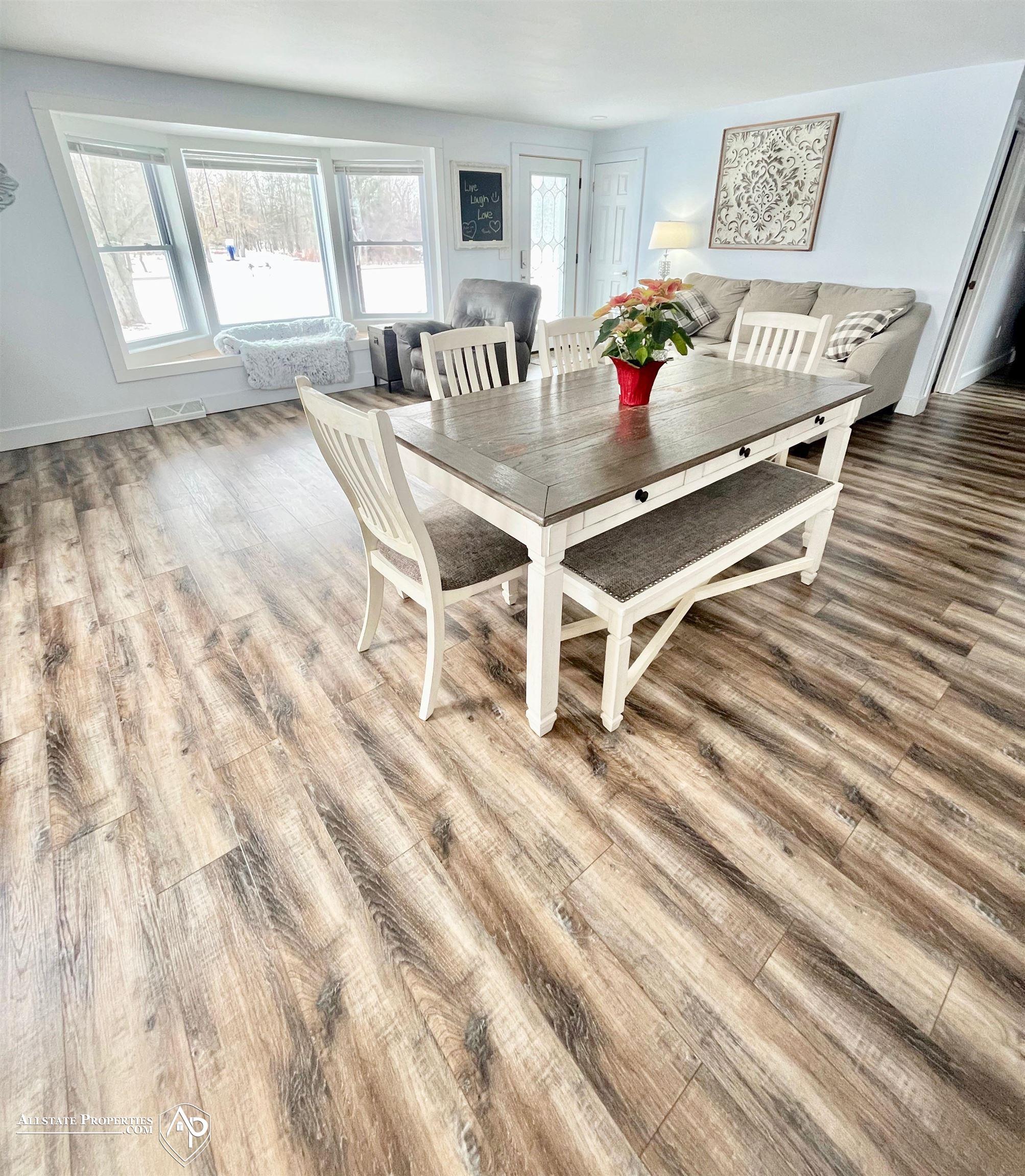 18257 E Road New Lothrop, MI 48460 - Photo 6 of 46 50164796-85a660c7-2b92-44a2-a2c8-ae55213ce5fc.JPG