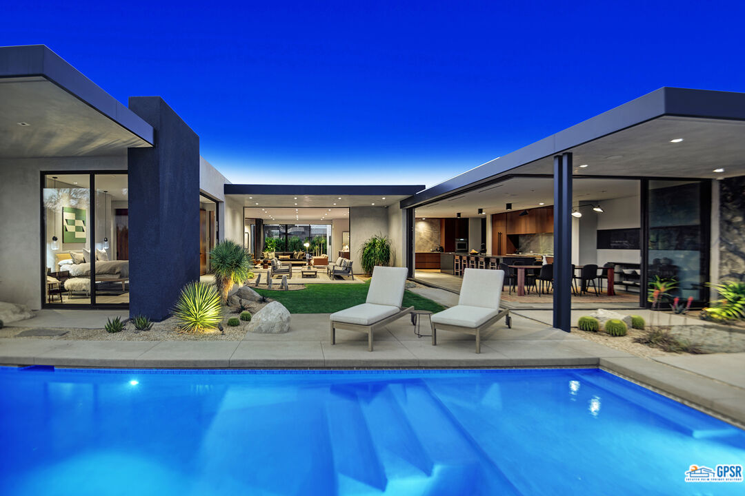 7 Echo Lane Rancho Mirage, CA 92270 - Photo 1 of 61