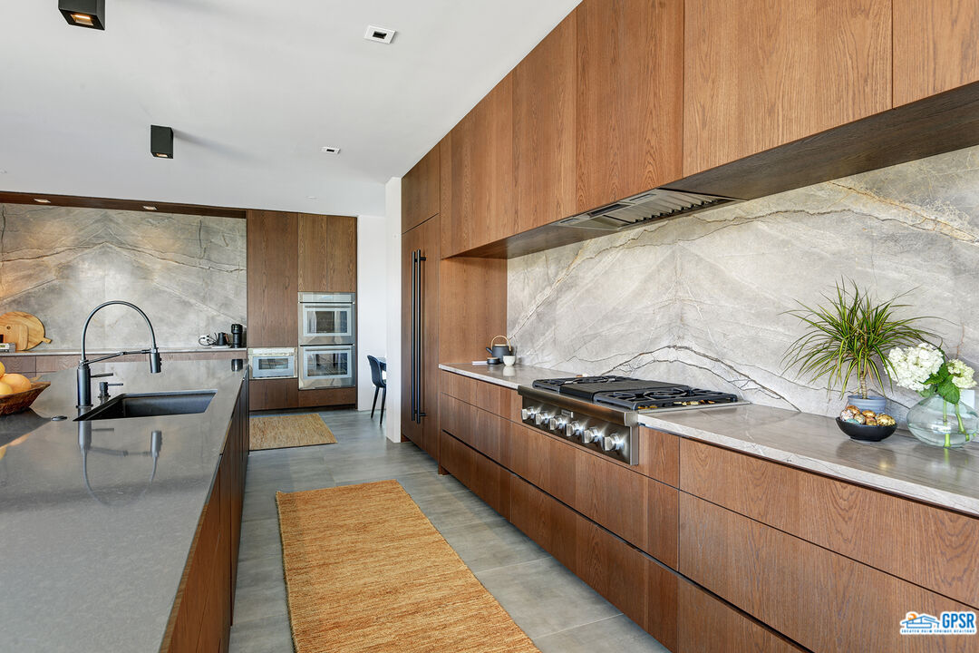 7 Echo Lane Rancho Mirage, CA 92270 - Photo 18 of 61