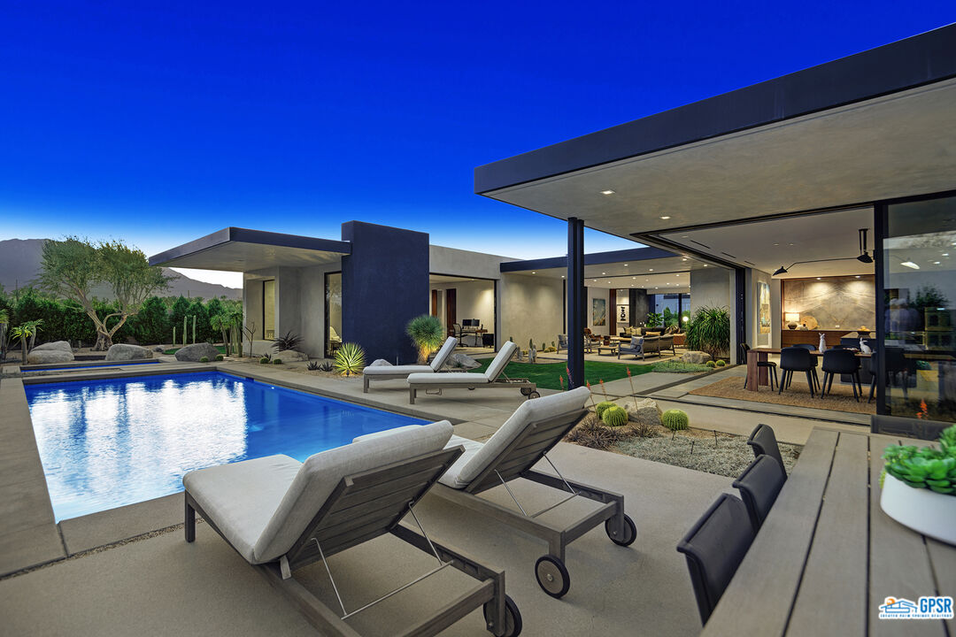 7 Echo Lane Rancho Mirage, CA 92270 - Photo 3 of 61