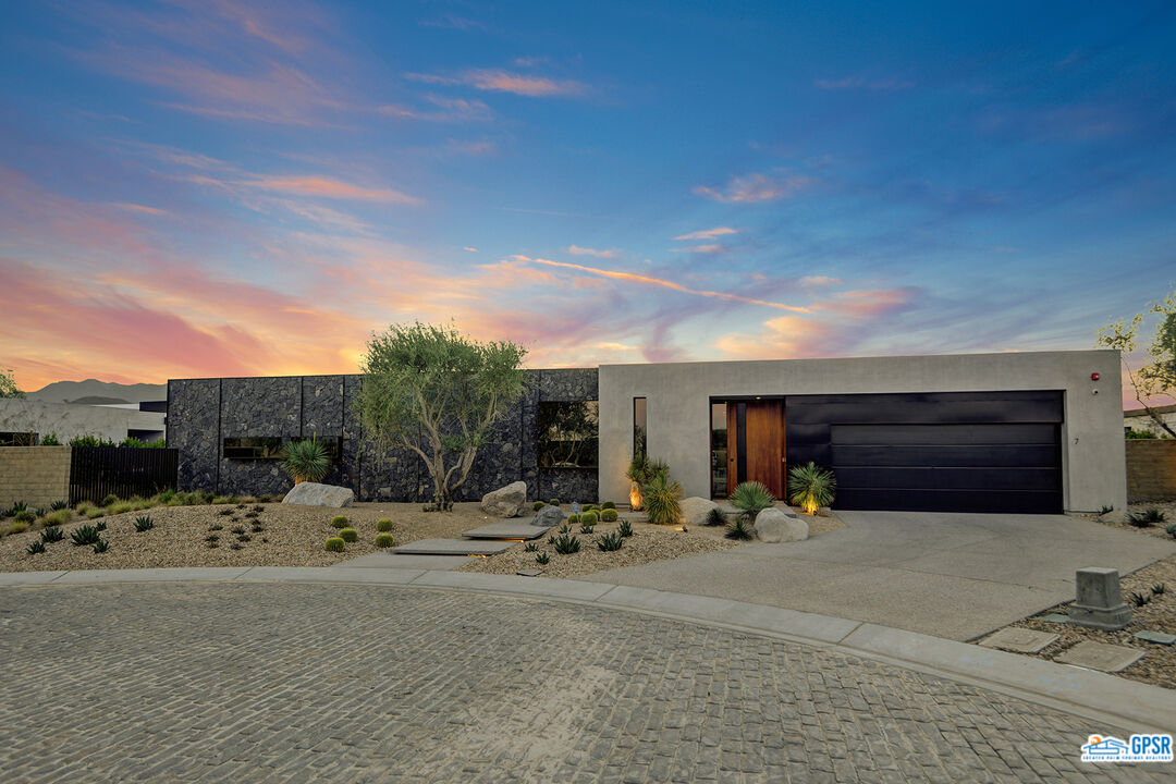 7 Echo Lane Rancho Mirage, CA 92270 - Photo 7 of 61