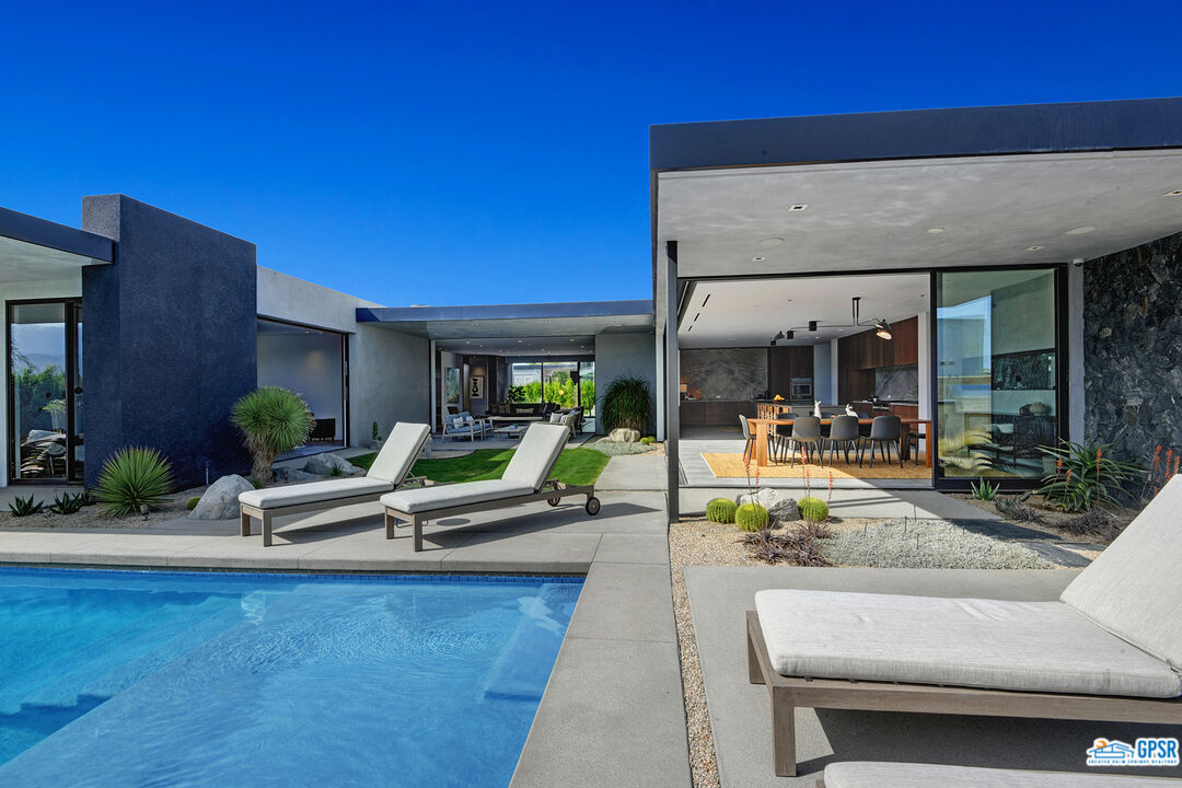 7 Echo Lane Rancho Mirage, CA 92270 - Photo 9 of 61