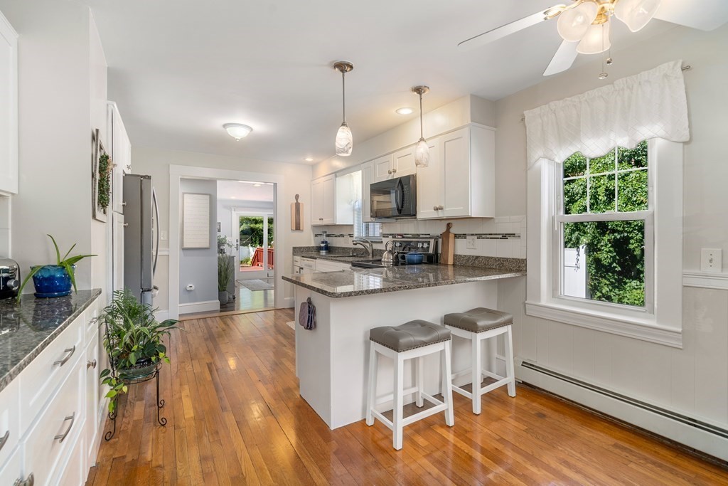 16 Peach Orchard Road Burlington, MA 01803 - Photo 3 of 22 Gallery Image 3