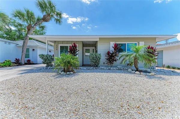 $739,000 | 1218 Moonmist Circle, Unit S2, Sarasota, FL 34242