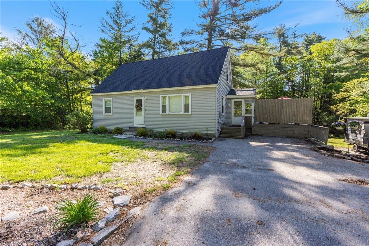 736 Columbus Avenue Rochester, NH 03867 - Photo 6 of 40