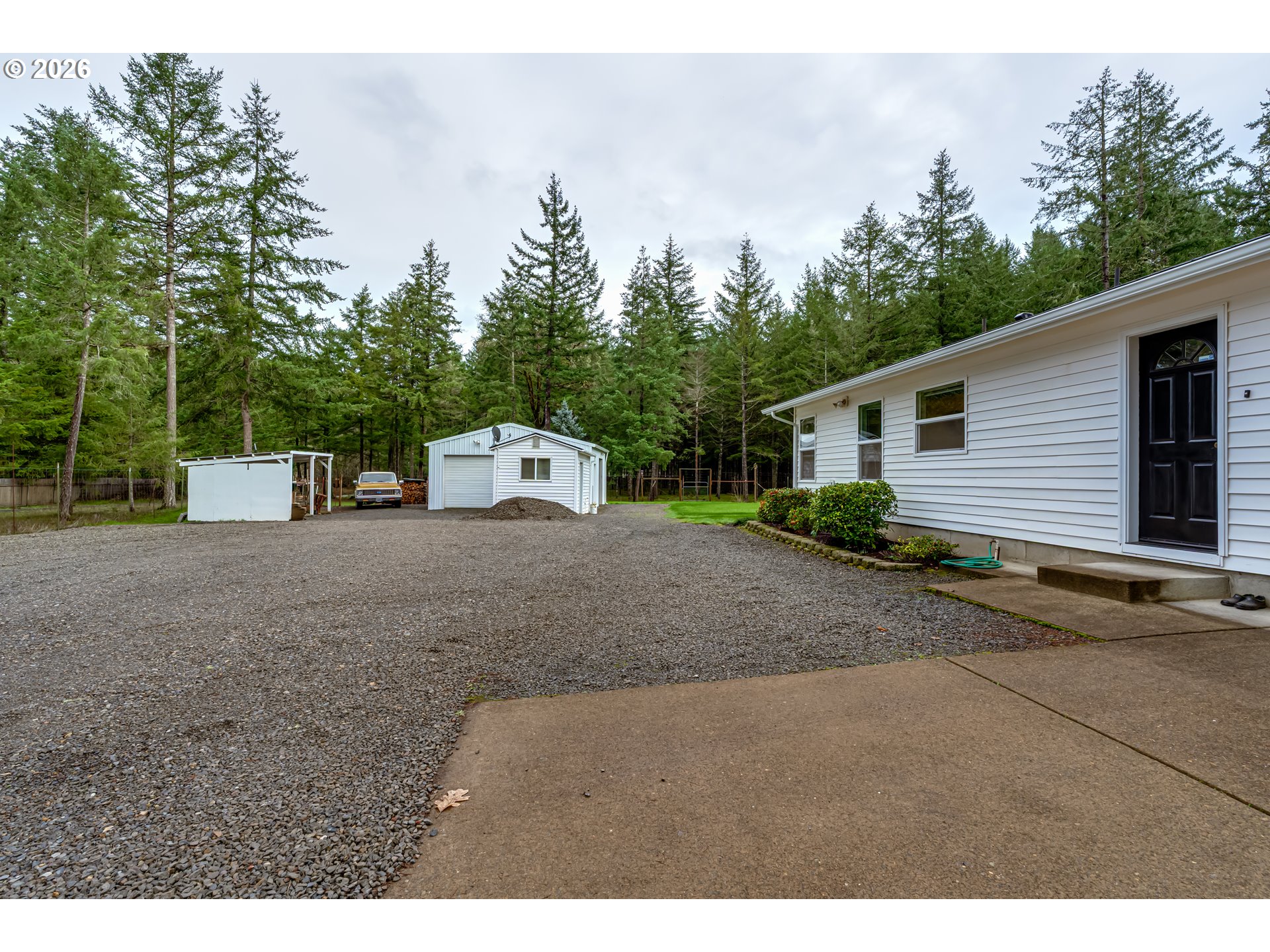 87919 Huston Road Veneta, OR 97487 - Photo 28 of 32 a view of a outdoor space with city view