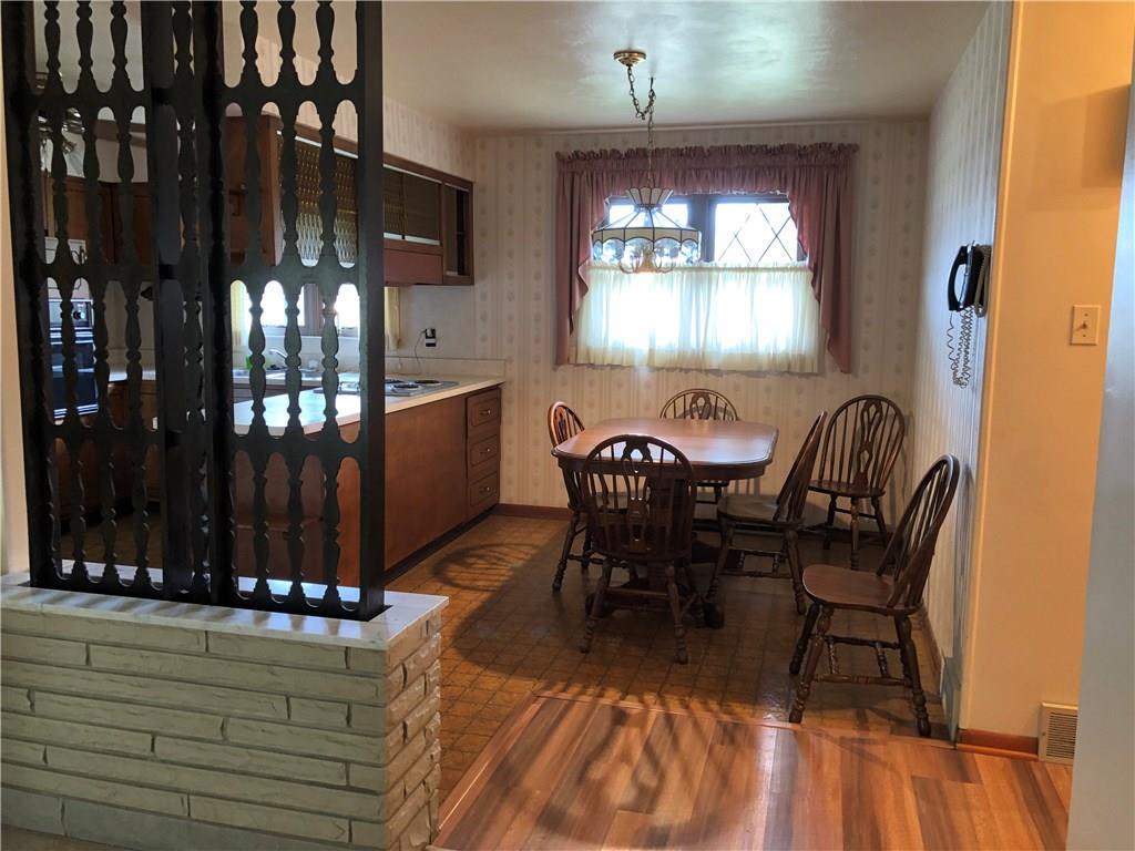 491 Grant Street Rochester, PA 15074 - Photo 7 of 25