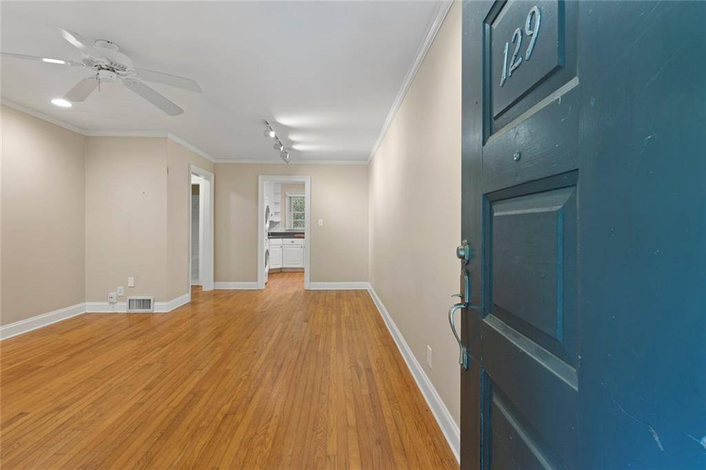 129 Parkside Circle Decatur, GA 30030 - Photo 5 of 62